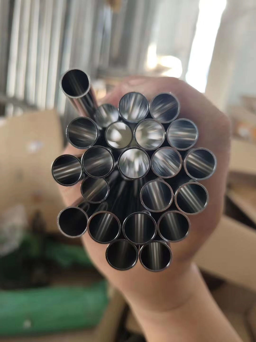 304不銹鋼管需求恢復(fù)緩慢，料今跌幅收窄，部分品種或止跌趨穩(wěn)